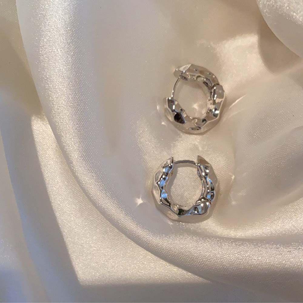 Khuyên Tai Hình Nếp Nhăn Đơn Giản Thời Trang Cho Nữ