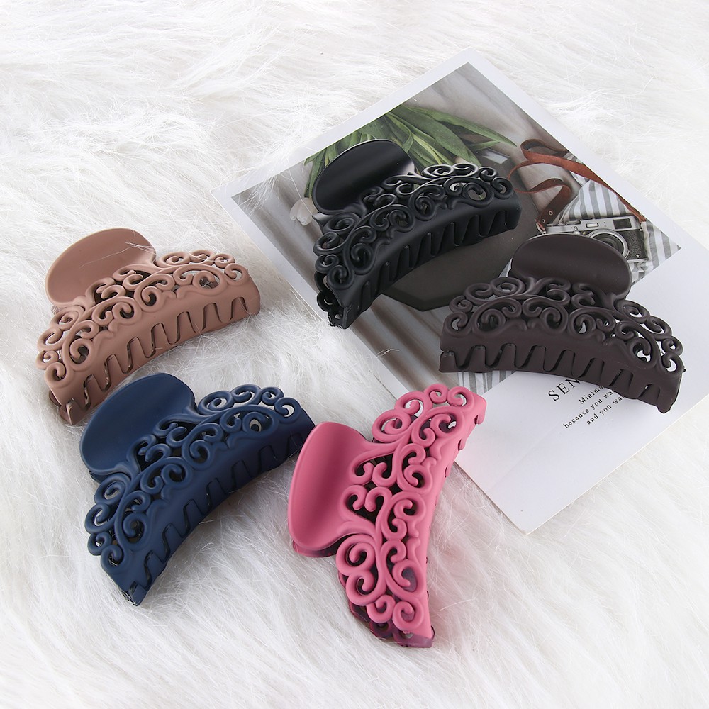 Kẹp Càng Cua Bằng Nhựa Họa Tiết Hoa Văn Thời Trang Cho Nữ