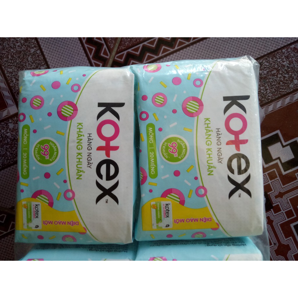 Combo 8 Gói Băng Vệ Sinh Kotex Hằng Ngày Hương Tự Nhiên Kháng Khuẩn 20 miếng