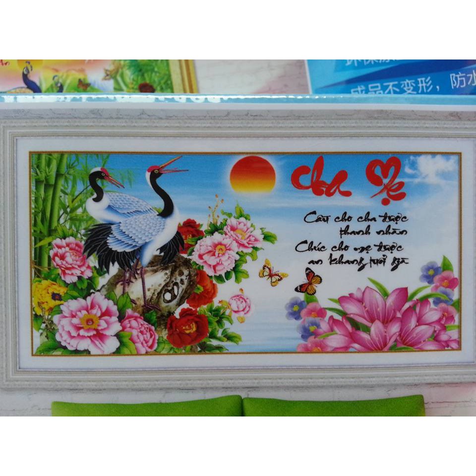 Tranh đính đá cha mẹ YN2084 (chưa đính)