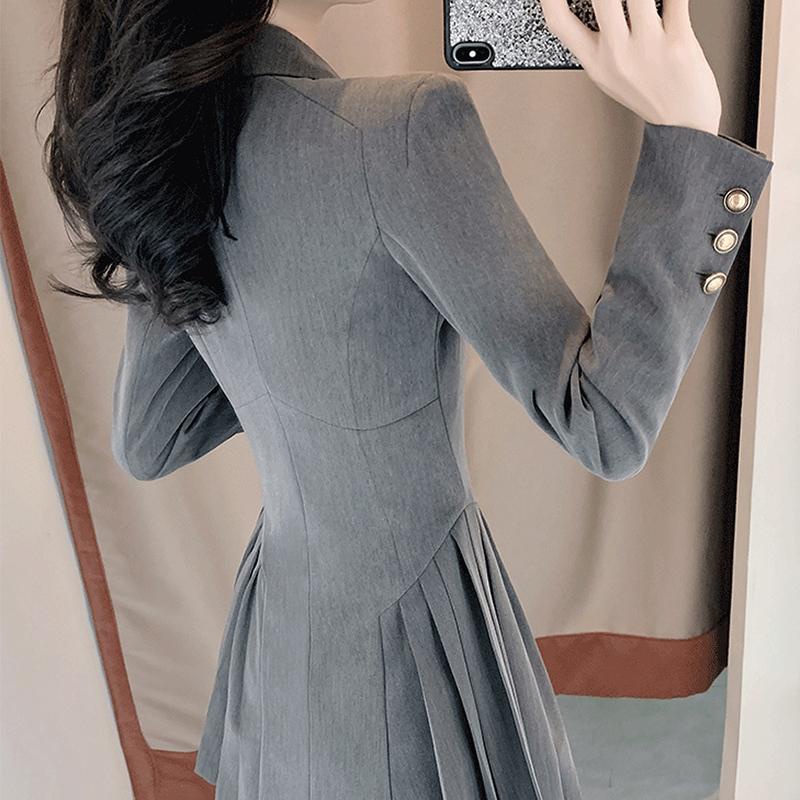 Đầm nữ màu xám phong cách đường phố sang trọng thời trang mùa thu 2021