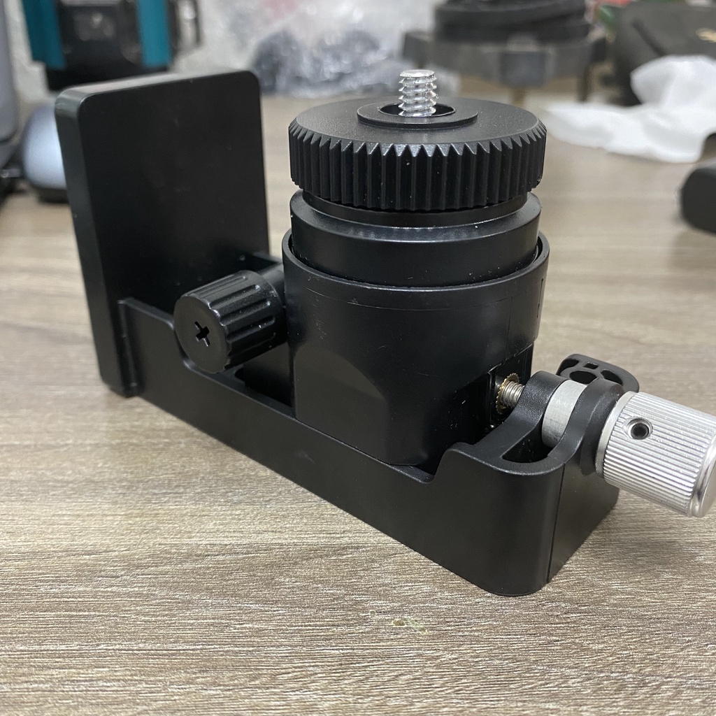 Đế treo tường Máy cân bằng laser Laisai 12 tia 666 - LSG666SL