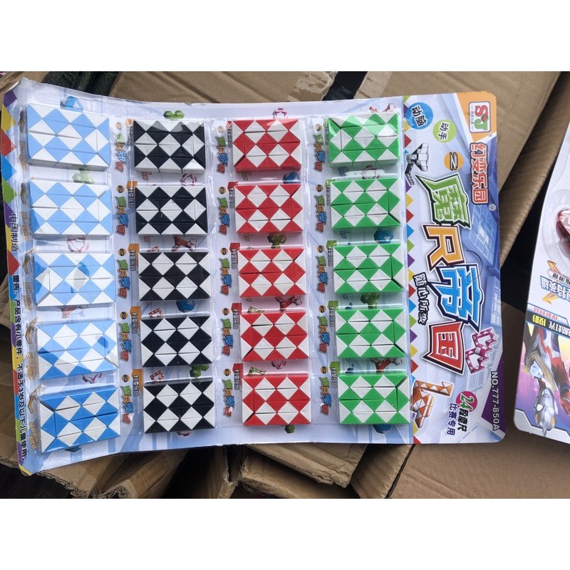 Sỉ vỉ 20 chiếc rubik dài loại bé