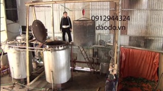Nước tắm Dao đỏ can 2 lít