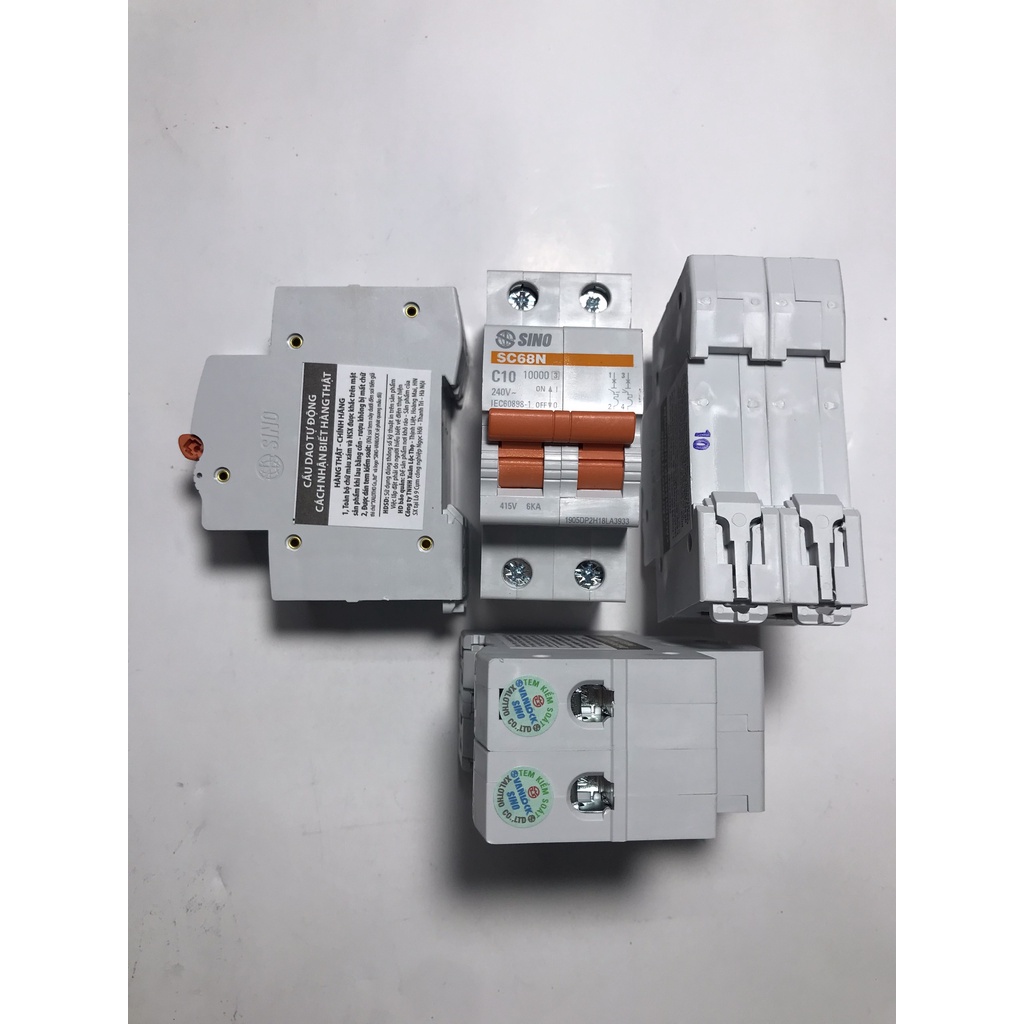 Át 2 cực 10,16,20,25,32,40,50,63A SC68N 6KA Sino