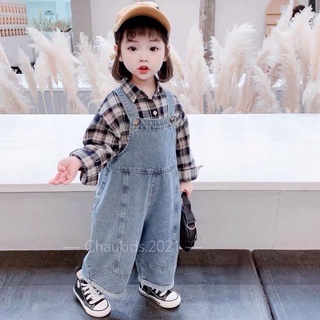 Set yếm bò ống sớ áo sơ mi kẻ bé gái