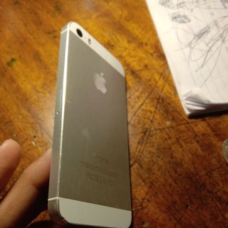 Xác Iphone 5s hư màn hình