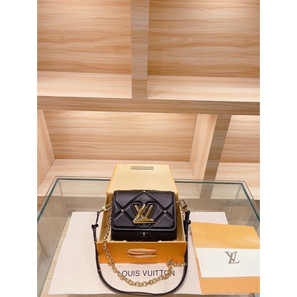 TÚI LV DA BÒ MẪU MỚI 2021 SIZE 23CM