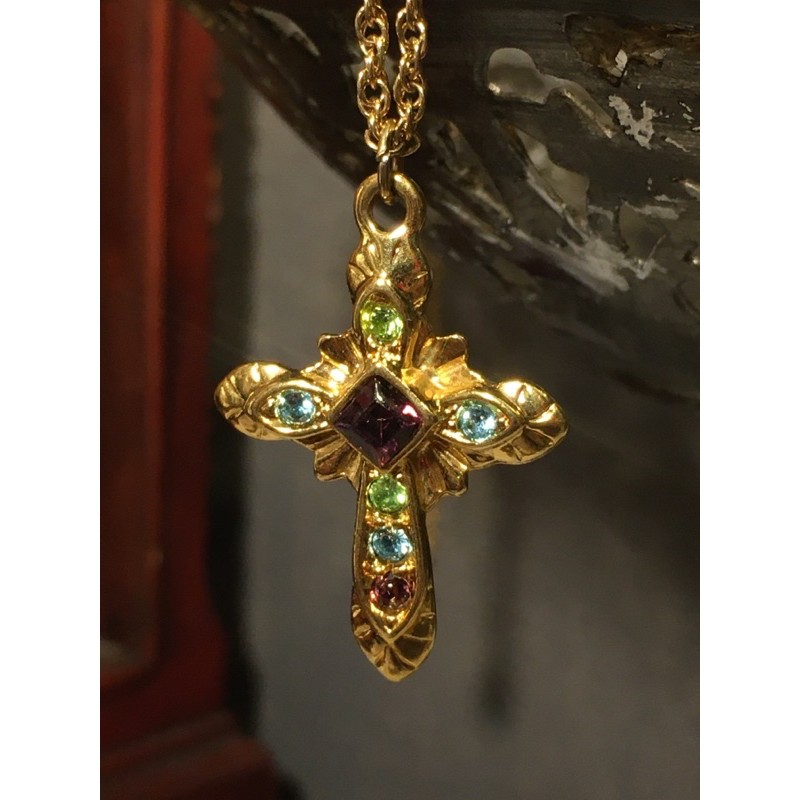 Dây chuyền vintage -mặt thánh giá đính đá màu