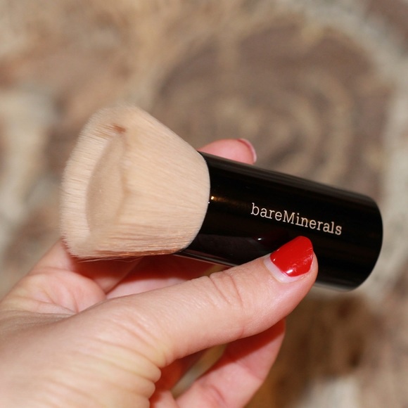 BareMinerals - Cọ Tán Phấn Nền BareMinerals Beautiful Finish Brush