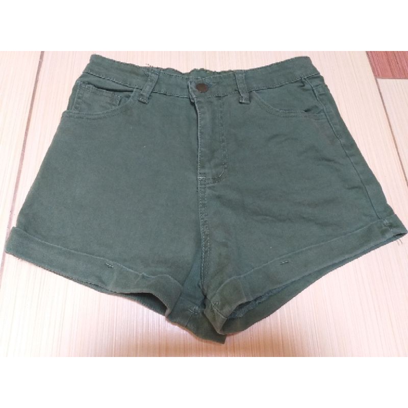 Quần sooc jean màu xanh rêu/xanh bộ đội size M thanh lý