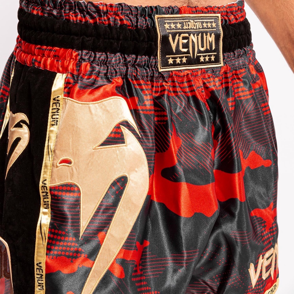 Quần Muay Thai Venum Giant Camo - Red/Gold