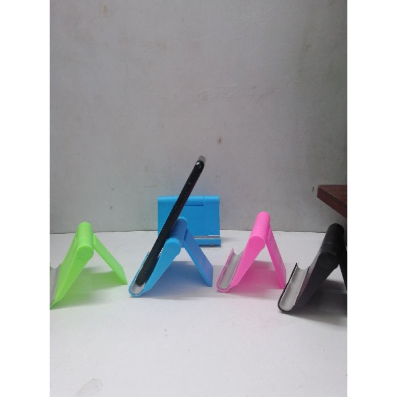 Giá đỡ điện thoại, máy tính bảng để bàn