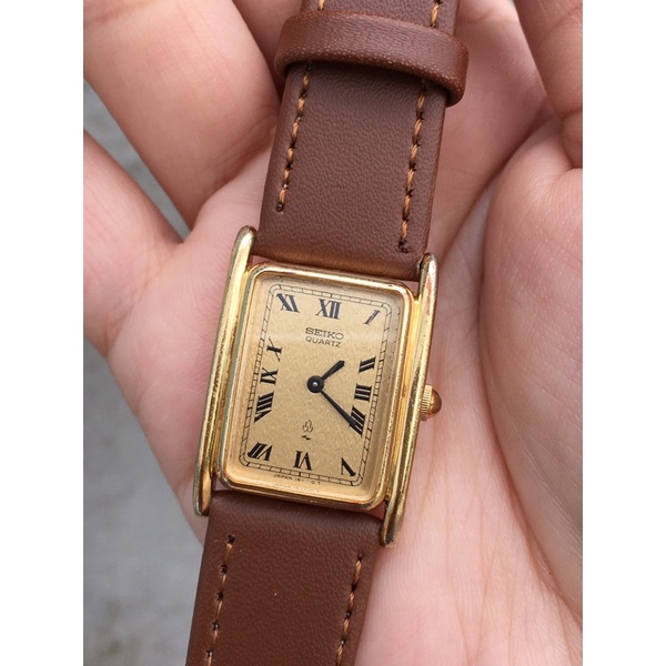 ĐỒNG HỒ NỮ SEIKO DÁNG TANK NHẬT HÀNG 2hand