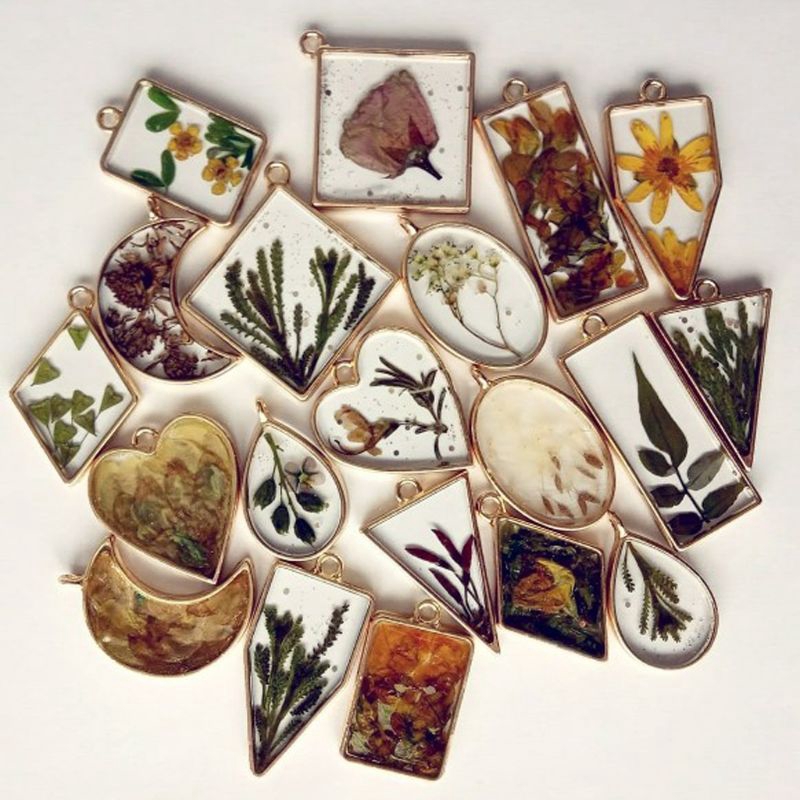 FLGO*5Pcs Sweet Heart Blank Resin Frames Pendant Open Bezel Setting Jewelry Making