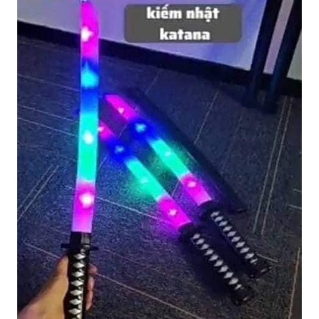 Kiếm nhựa đồ chơi katana trẻ em có vỏ phát sáng siêu nhân samurai siêu hot