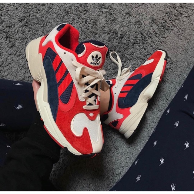 Giày Adidas Yung đỏ