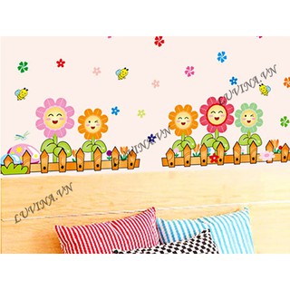 Decal dán tường LUVINA trang trí phòng khách, phòng ăn, phòng ngủ - chân tường chậu xanh