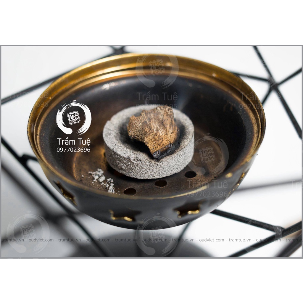 Than hoạt tính dạng viên đốt Xông Trầm Hương, Thảo Mộc, Gói 10 Viên, Ít Khói, Không Mùi, Mồi Nhanh, Cháy Lâu, Giá Tốt