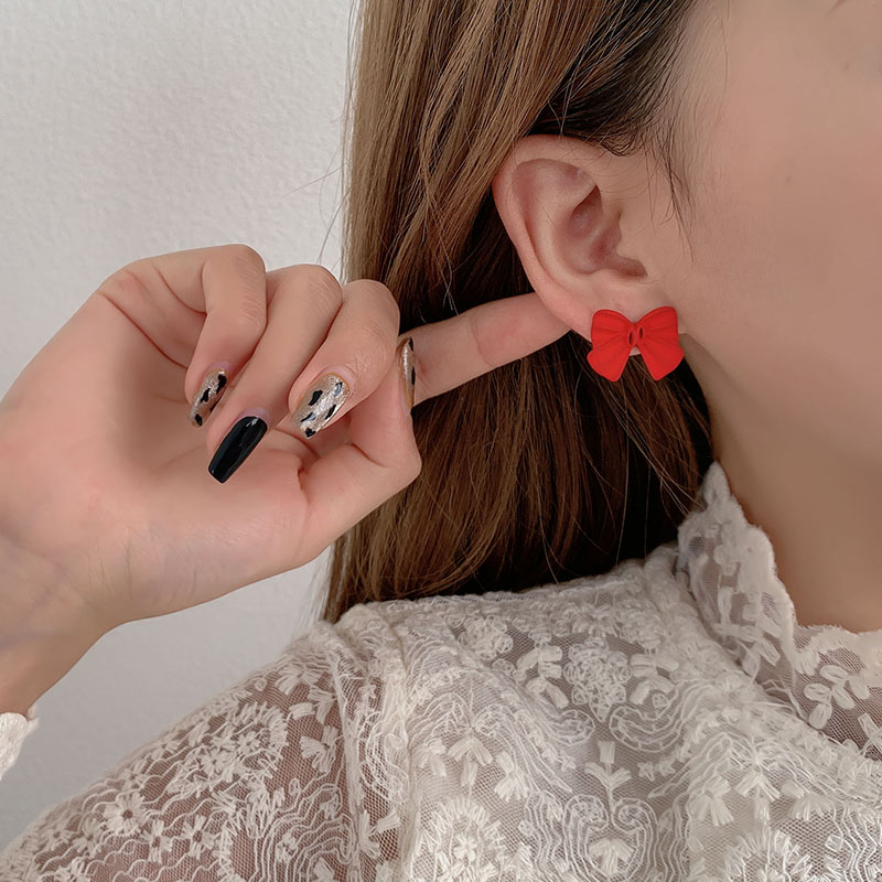 Khuyên tai nơ đơn giản xinh xắn điệu đà cho nữ