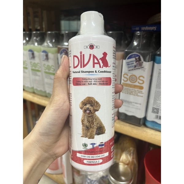 Sữa tắm Diva dưỡng ẩm, khử mùi hiệu quả cho thú cưng