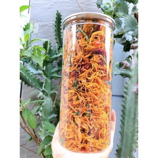 Khô gà lá chanh thượng hạng loại 1 (mềm - ngon - đậm vị) hộp 300g (size lớn 500g)