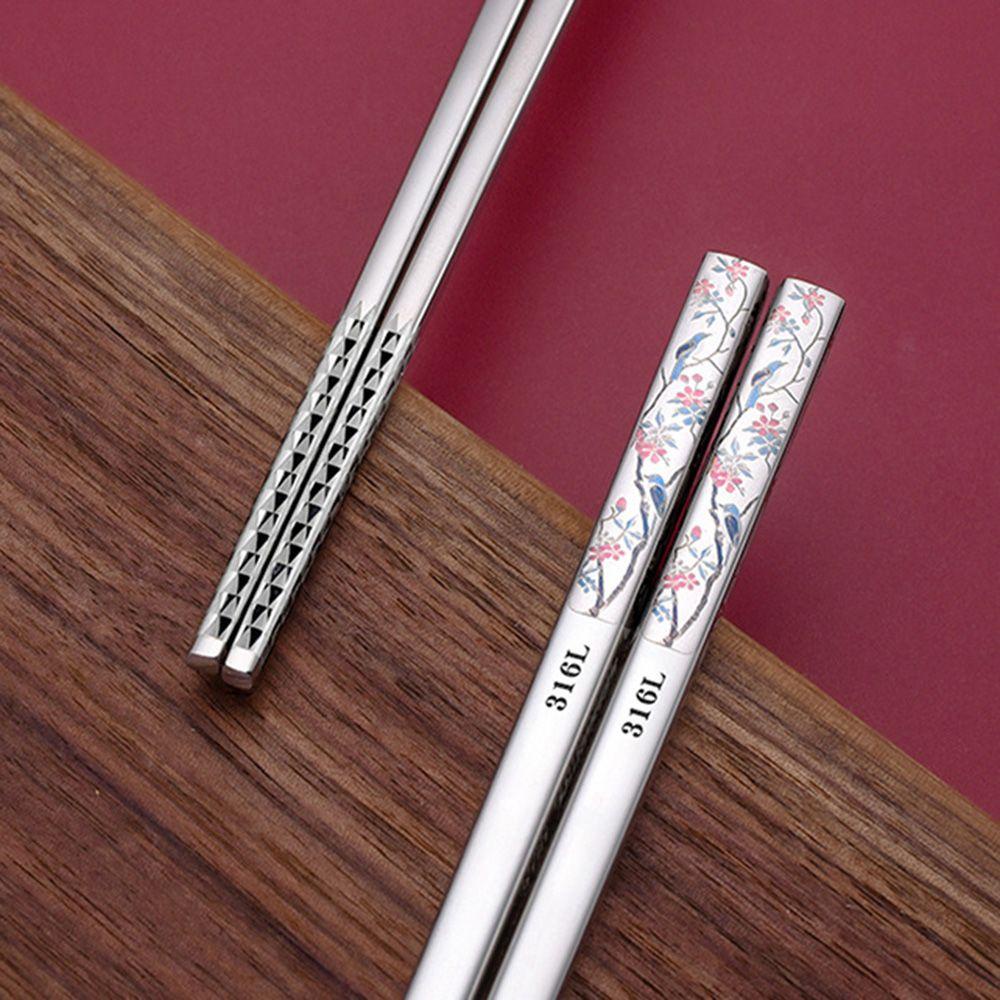 Đôi Đũa Phong Cách Trung Hoa Sang Trọng