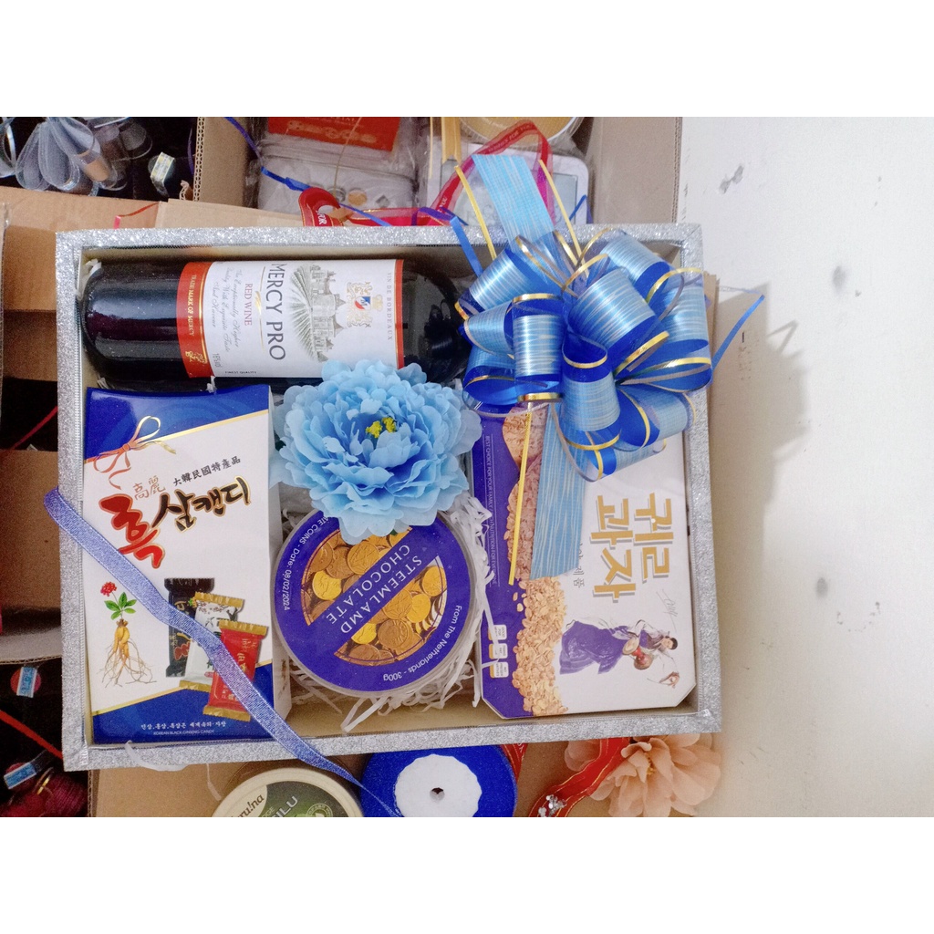 GIỎ QUÀ TẾT khay quà tết ý nghĩa