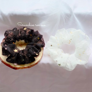 Cột tóc scrunchies sao ren