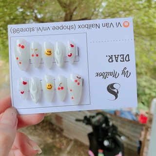 Mẫu nail box trắng gạo phối hoạ tiết