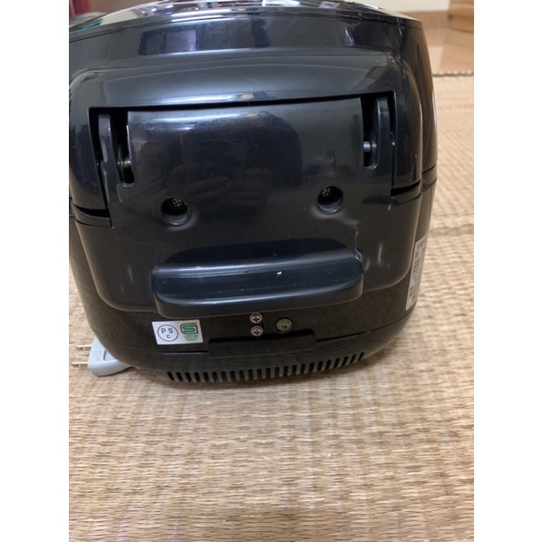 Nồi cơm điện cao tần áp suất tách đường Zojirushi dành cho người có nguy cơ tiểu đường