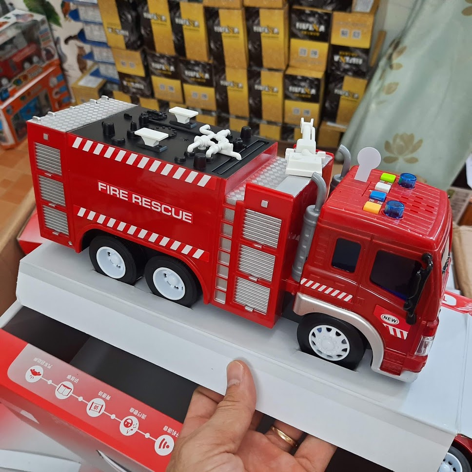 Xe cứu hỏa tỉ lệ 1:16 mô hình xe đồ chơi trẻ em bằng nhựa có âm thanh và đèn