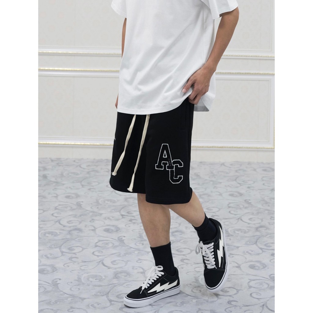 Patchwork printed zipper decoration over the knee five-point pants Basic casual sports shorts for men