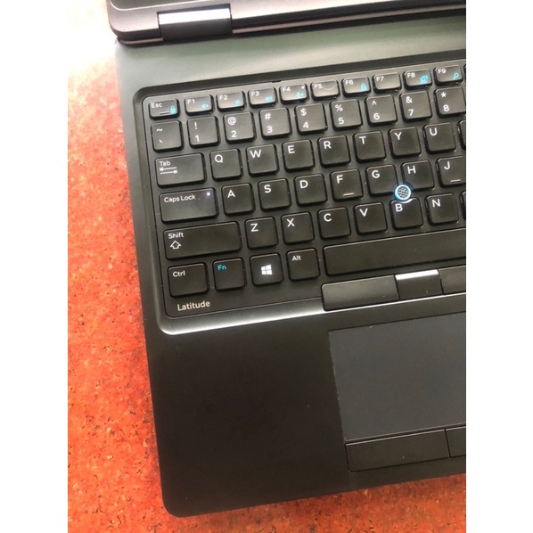 Dell Latitude 5580, dòng nhân của dell vò nhôm siêu bền | BigBuy360 - bigbuy360.vn