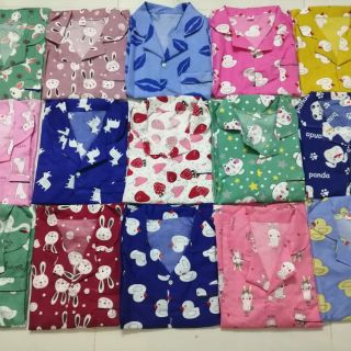 Compo 25 bộ quần đùi nhiều màu sắc rất phù hợp với Các bà các bạn Compo 25 bộ quần đùi ,nhiều màu sắc cho các bạn trẻ
