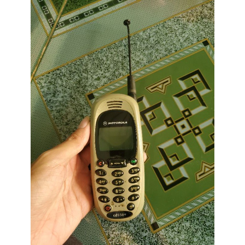 Xác điện thoại Motorola CD938+ siêu cổ hiếm