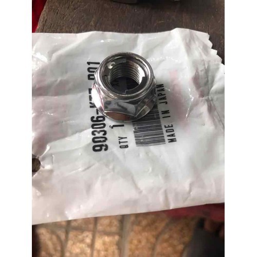 ốc siết bánh trước zin Sh ý Dylan ps