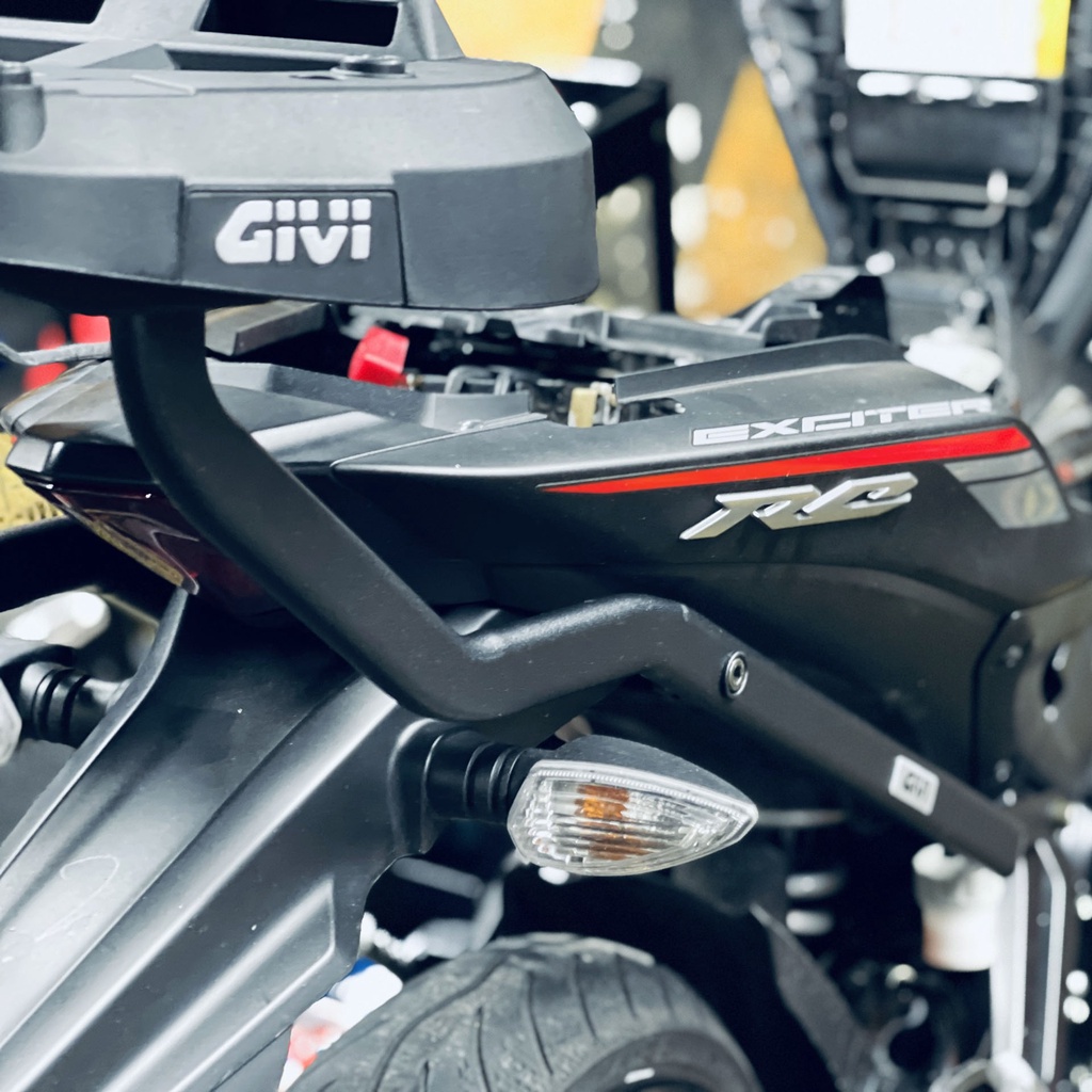 Baga sau Givi HRX Exciter 155, Ex 155. Y16ZR tặng kèm đế gắn thùng Givi M7MN-S chính hãng