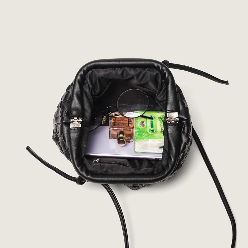 Túi đeo chéo vai IELGY hình bánh bao thời trang dành cho nữ