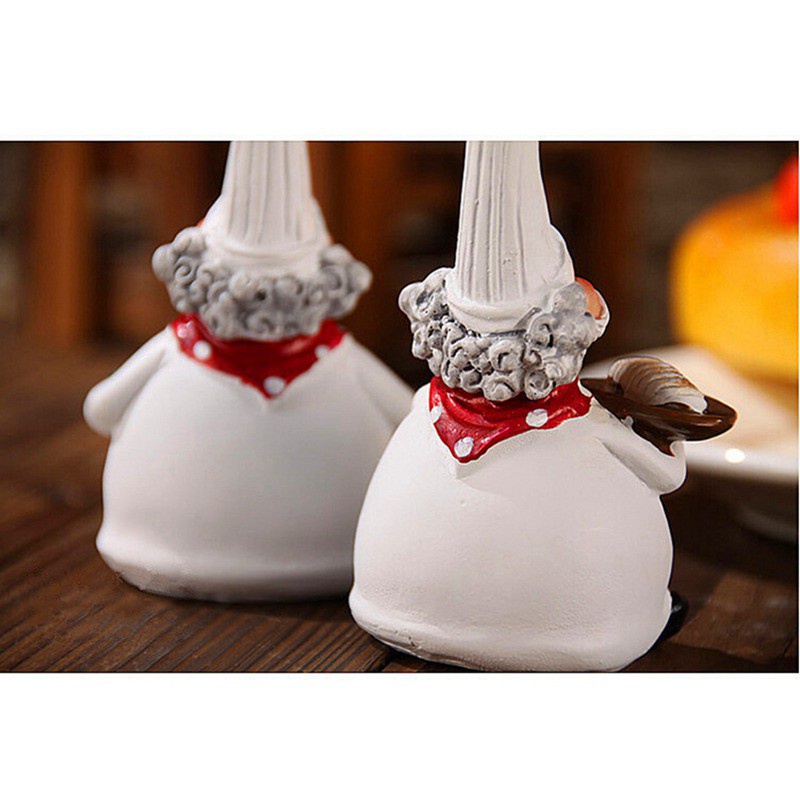 [Hot Sale]1 Pair of American Village Retro Top Hat Chef Plastic Decoration Creative Kitchen Restaurant Home Decoration Cafe