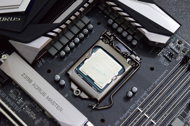 CPU Intel Core i9-9900K (3.6 Upto 5.0GHz/ 8C16T/ 16MB/ Coffee Lake) | BigBuy360 - bigbuy360.vn