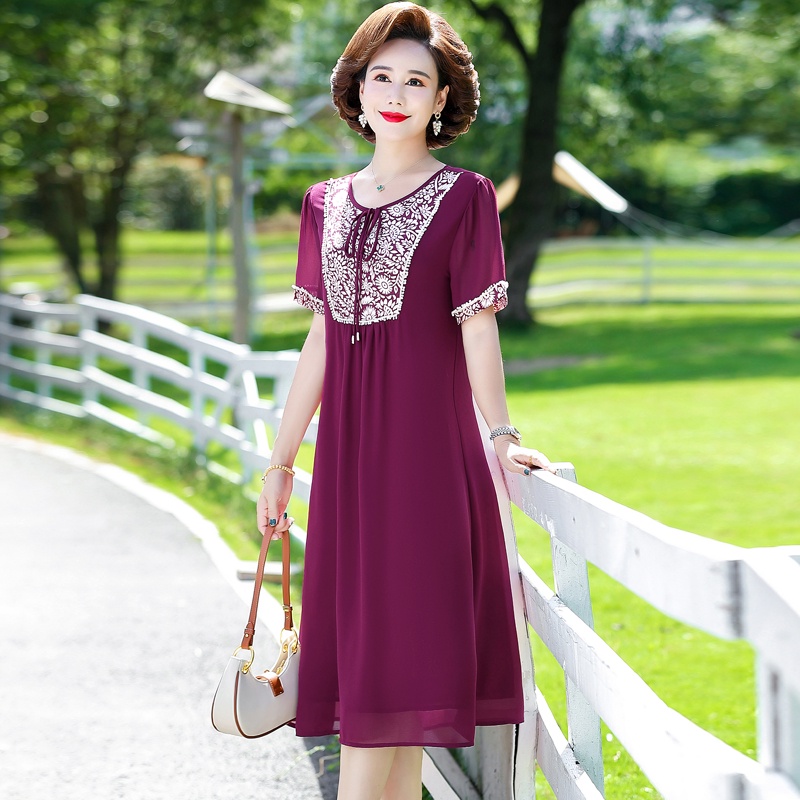 Đầm Chiffon Tay Ngắn Dáng Rộng Phong Cách Phương Tây Thời Trang Mùa Hè Cho Nữ Trung Niên 50 Tuổi