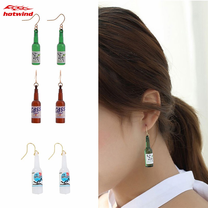 Khuyên tai nữ trang tạo hình chai rượu vang sáng tạo