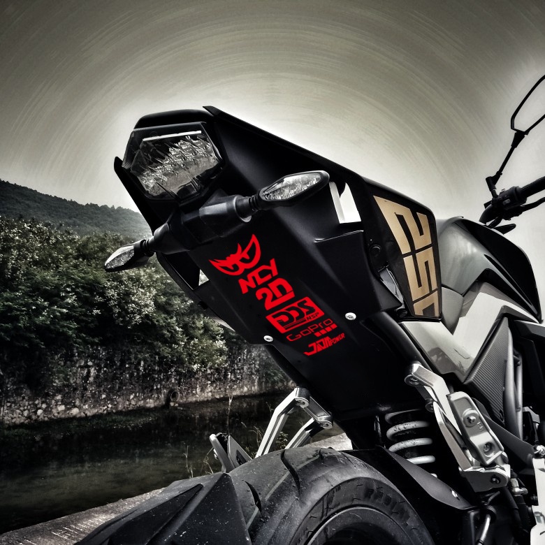 FENDER 1 Bộ Miếng Dán Phản Quang Berik Gopro Trang Trí Mũ Bảo Hiểm Xe Máy