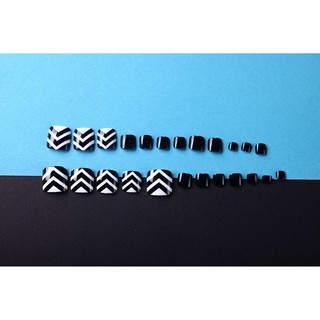Set 24 móng chân sọc đen(kèm keo)