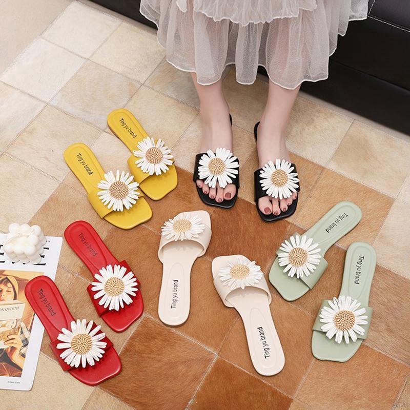 Korean Wild Sweet Temperament Wild Flat Bottom Flower Flip Flops Fashion Sandals And Slippers
