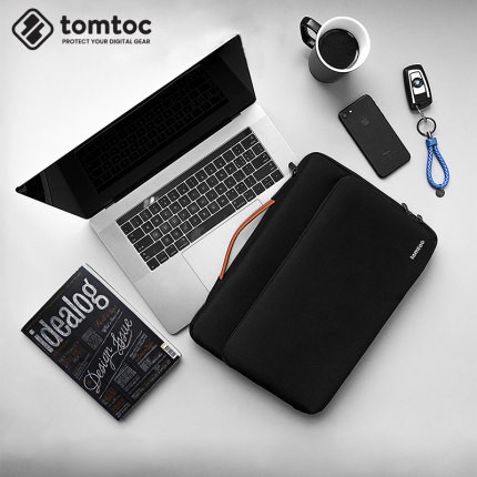 TÚI XÁCH CHỐNG SỐC TOMTOC (USA) BRIEFCASE MACBOOK PRO 13 INCH màu đen | BigBuy360 - bigbuy360.vn