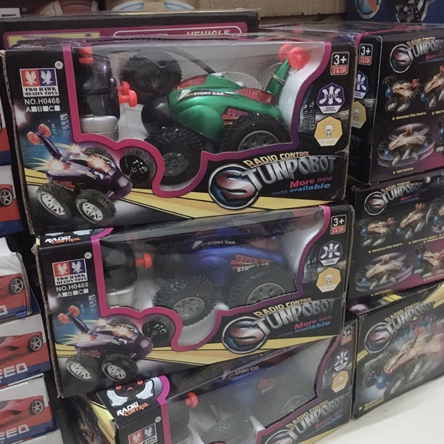 Siêu xe điều khiển Nhào lộn 360 độ