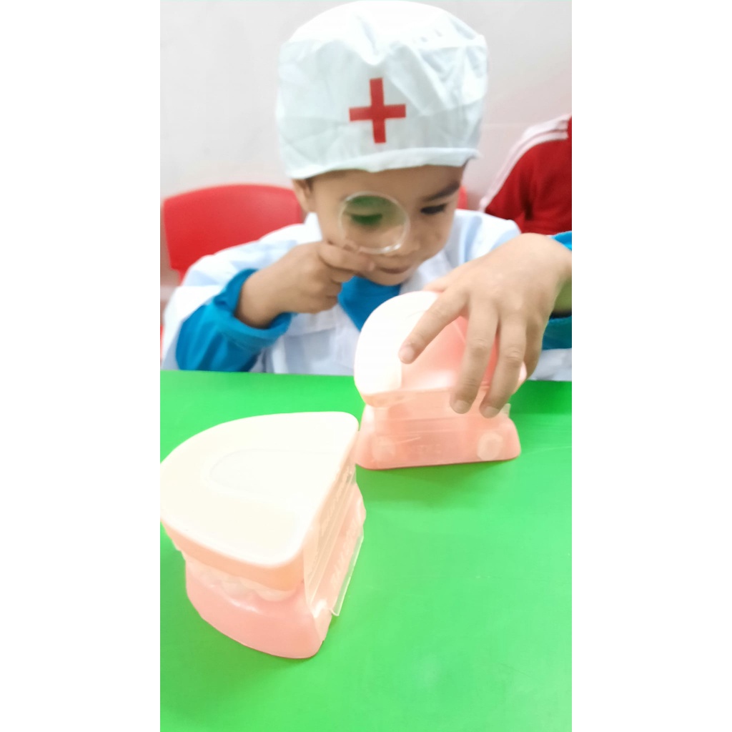 Bộ Đồ Chơi Quần Áo Bác Sĩ Cho Bé - Áo Bác Sĩ, Y Tá Kèm Nón Cho bé