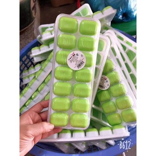Khay đá silicon có nắp đậy
